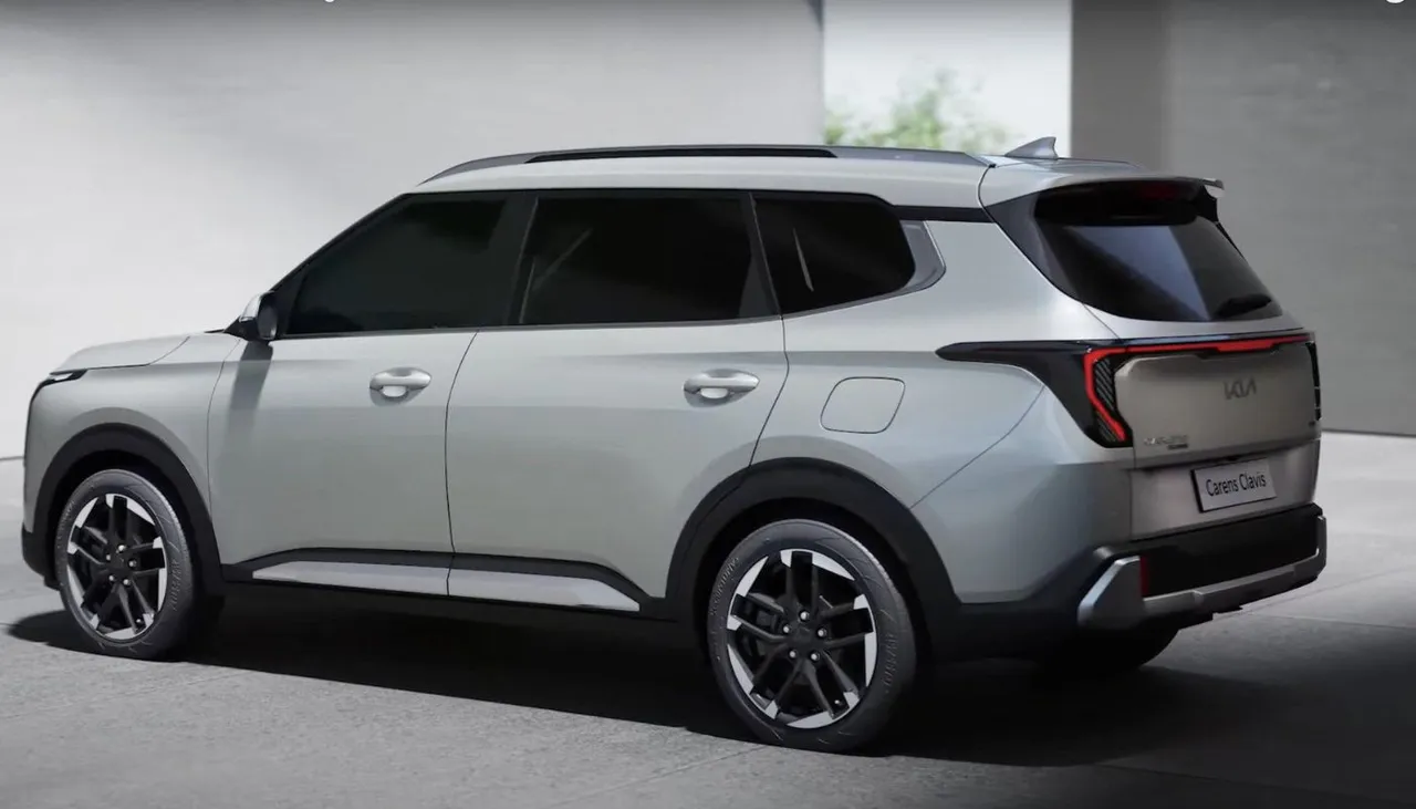 Kia Carens Clavis EV