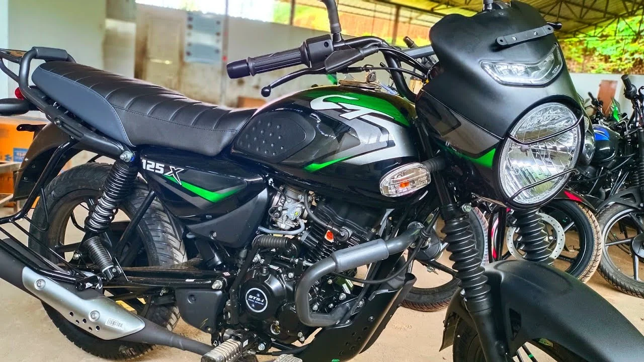 Bajaj CT 125X
