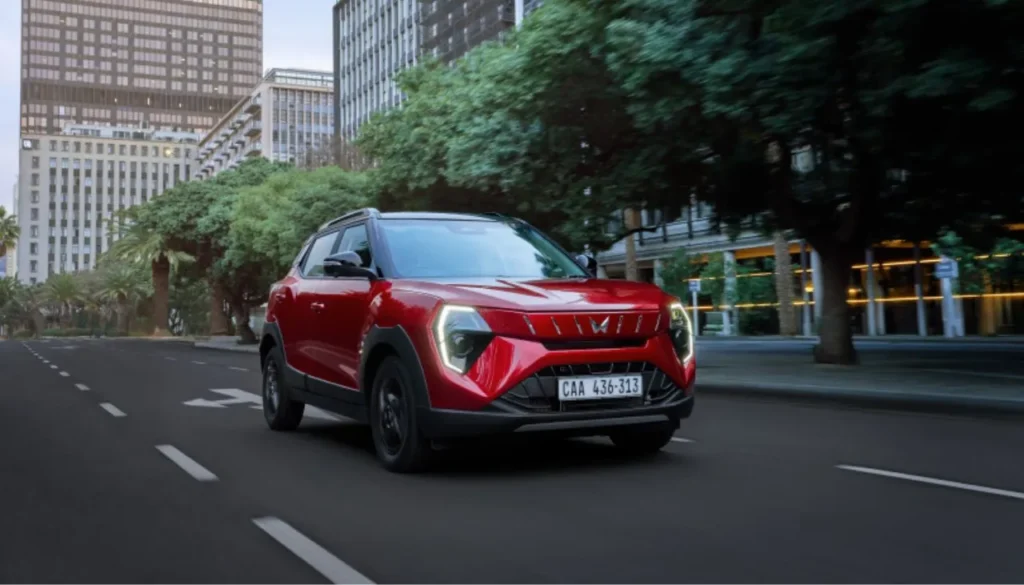 Mahindra XUV 3XO REVX